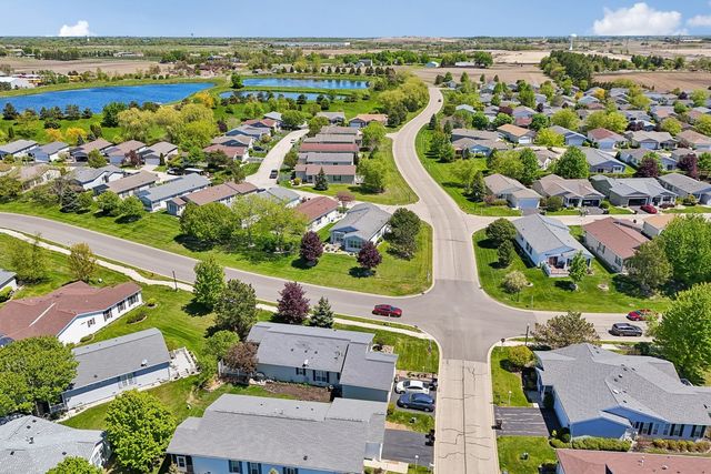 3402 Stretch Run Road, Grayslake, IL 60030