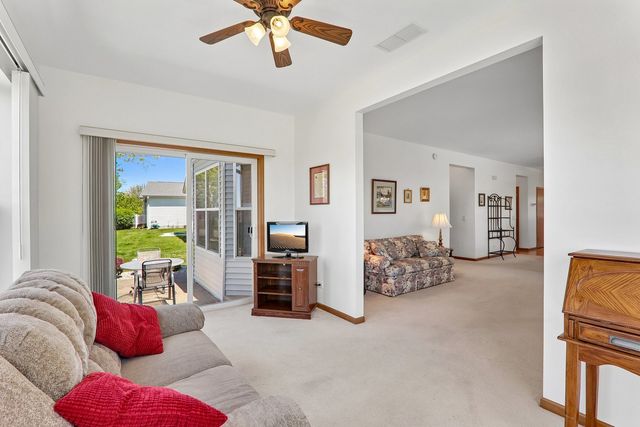 3402 Stretch Run Road, Grayslake, IL 60030