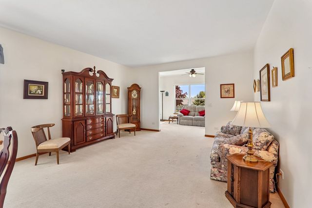 3402 Stretch Run Road, Grayslake, IL 60030