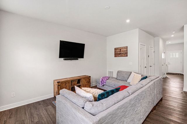 128 Percheron Pl, Smyrna, TN 37167