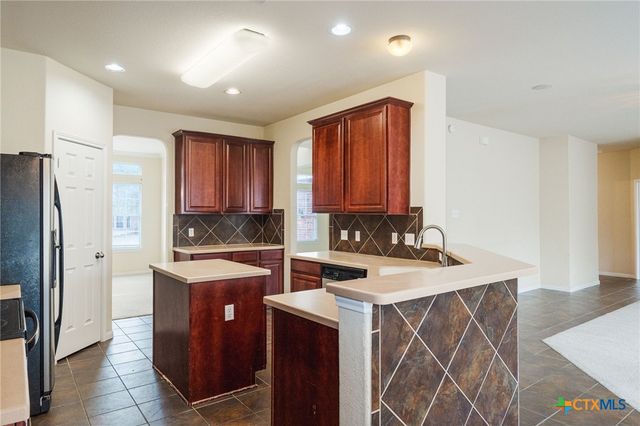 305 Ponderosa Drive, Harker Heights, TX 76548