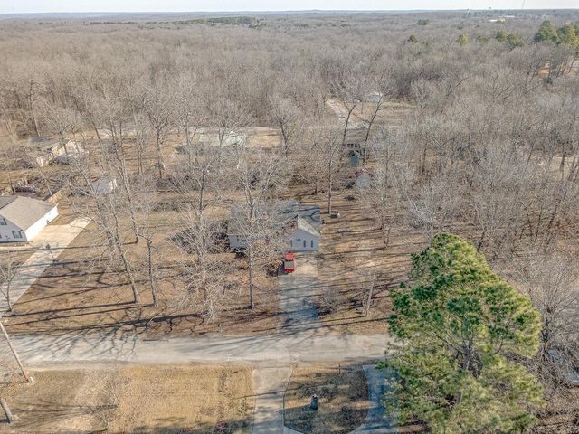 23 Matecumbe Drive, Cherokee Village, AR 72529