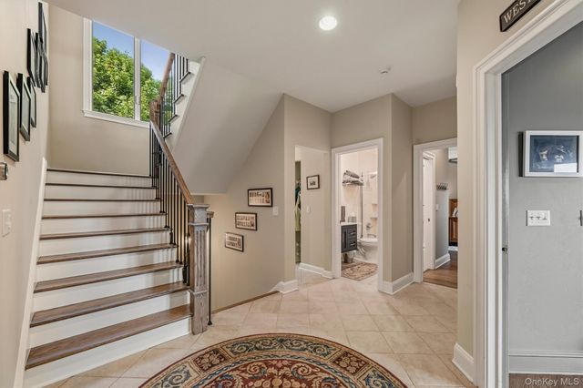 2 Half Moon Ridge, Cornwall On Hudson, NY 12520
