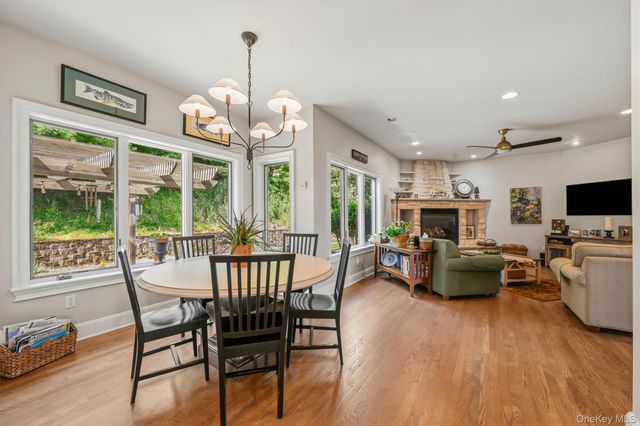 2 Half Moon Ridge, Cornwall On Hudson, NY 12520