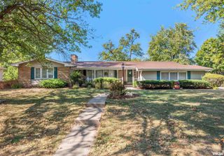 6017 N TRENTON Lane, Peoria, IL 61614