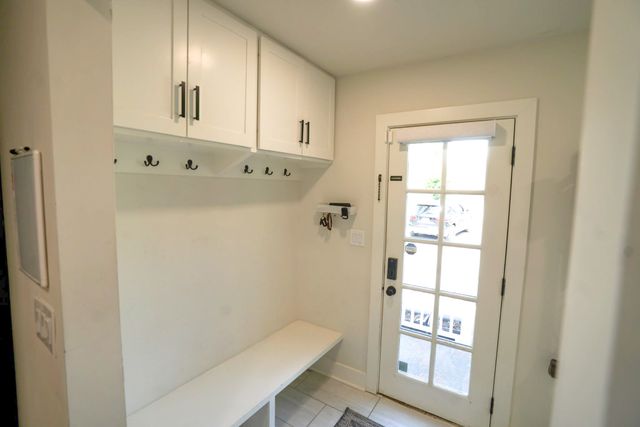 2518 Sharondale Dr, Nashville, TN 37215