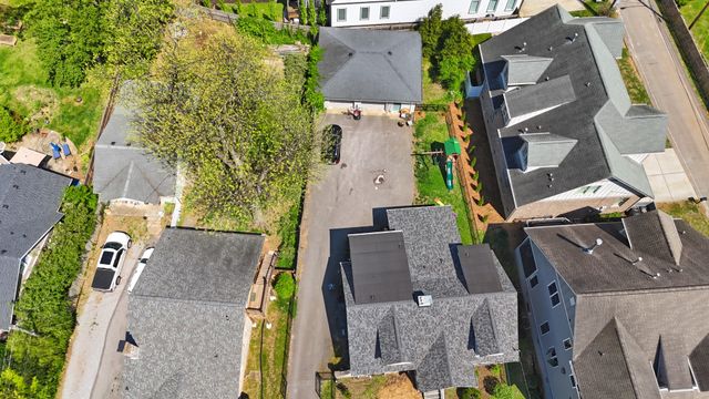 2518 Sharondale Dr, Nashville, TN 37215