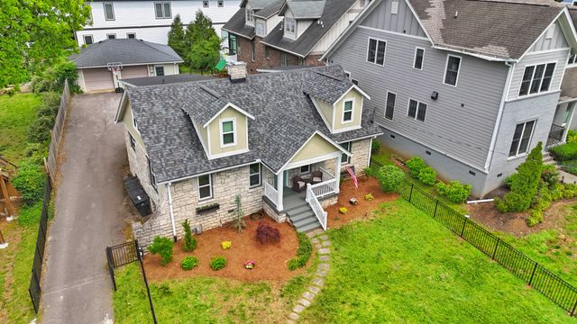 2518 Sharondale Dr, Nashville, TN 37215