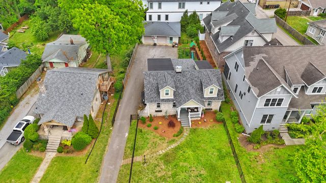 2518 Sharondale Dr, Nashville, TN 37215