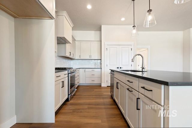 2732 Soulen Drive, Emmett, ID 83617