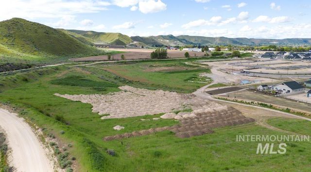 2732 Soulen Drive, Emmett, ID 83617