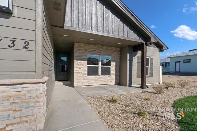 2732 Soulen Drive, Emmett, ID 83617