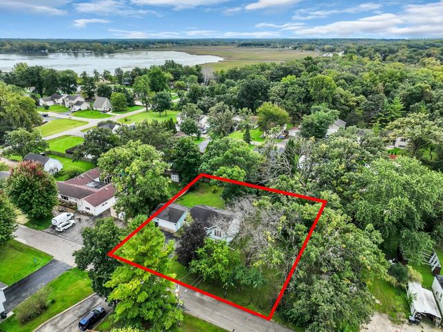 28619 106th STREET, Trevor, WI 53179