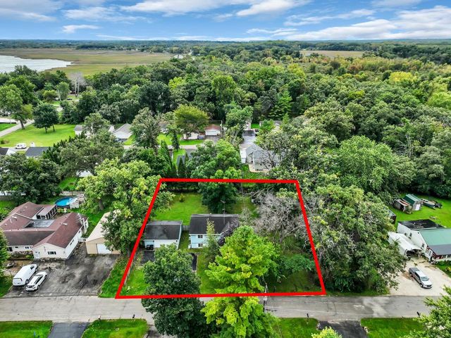 28619 106th STREET, Trevor, WI 53179