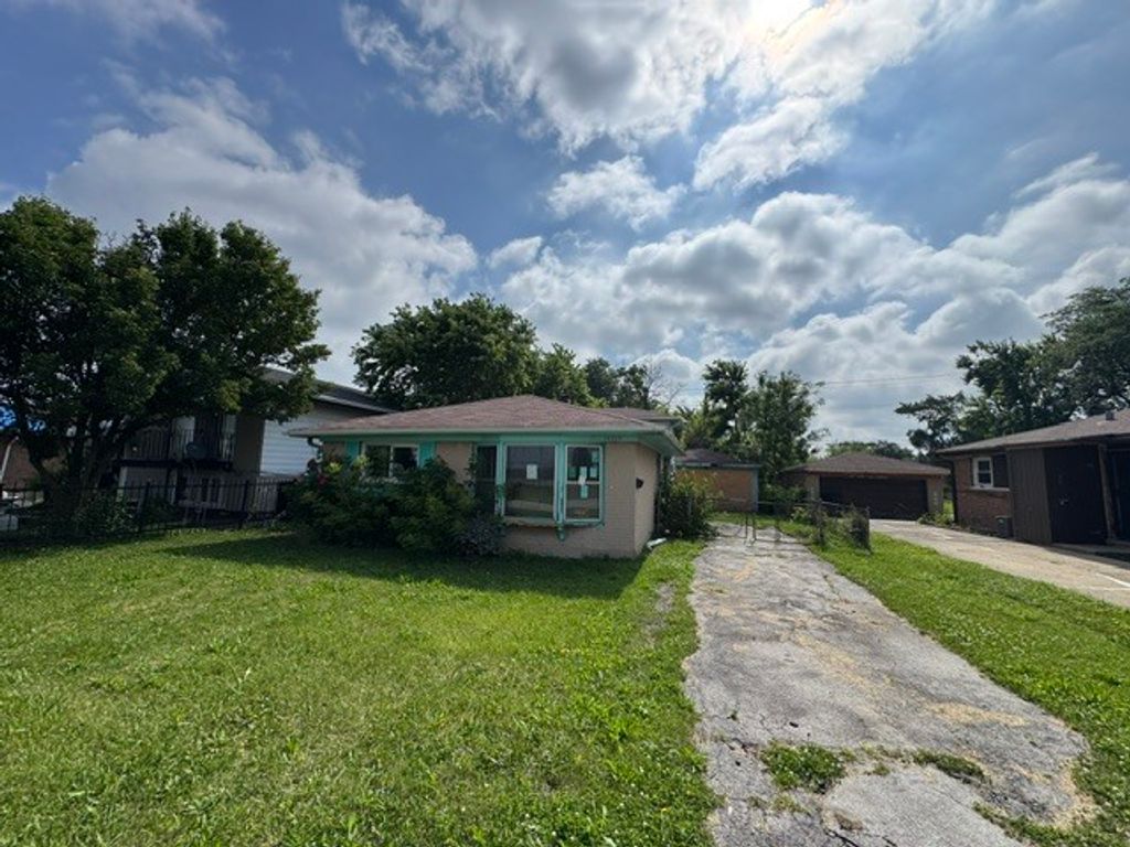 16239 Damen Avenue, Markham, IL 60428