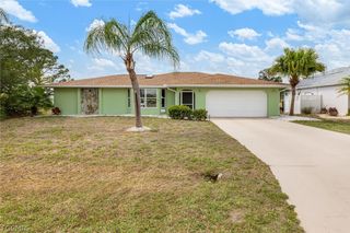 441 Corrientes CIR, Punta Gorda, FL 33983