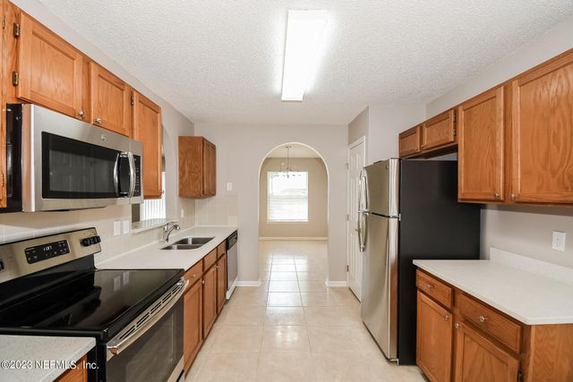 8294 ROCKY CREEK Court, Jacksonville, FL 32244