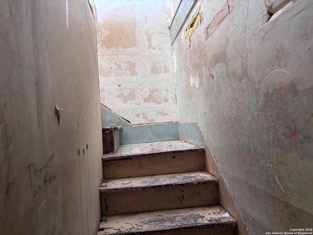 222 Sandmeyer, San Antonio, TX 78208