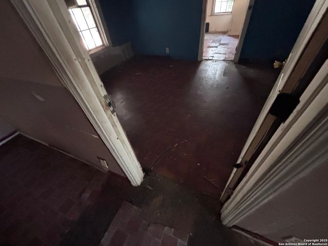 222 Sandmeyer, San Antonio, TX 78208