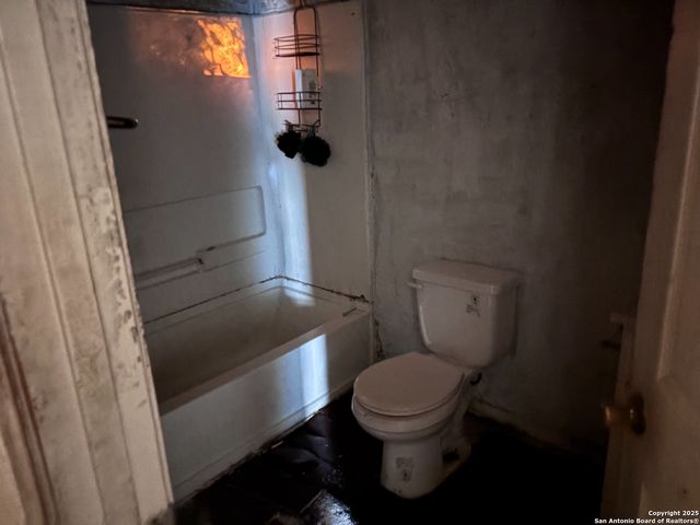 222 Sandmeyer, San Antonio, TX 78208