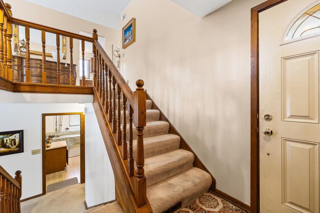 1112 67th Avenue N, Brooklyn Center, MN 55430