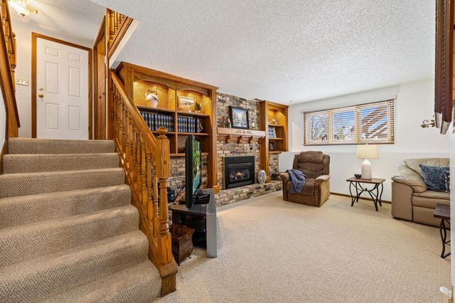 1112 67th Avenue N, Brooklyn Center, MN 55430