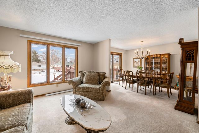 1112 67th Avenue N, Brooklyn Center, MN 55430