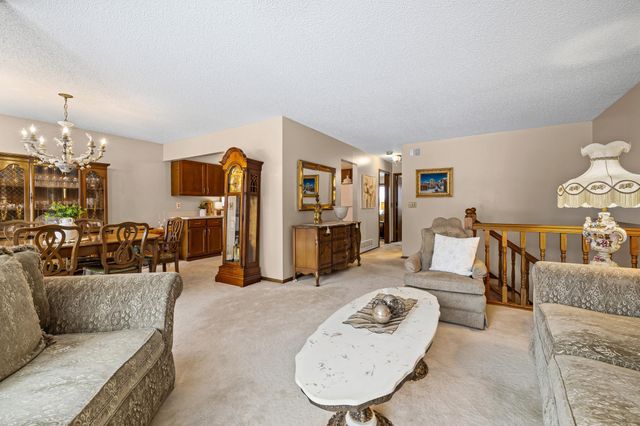 1112 67th Avenue N, Brooklyn Center, MN 55430