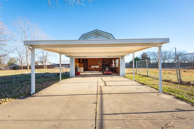 3906 Castle Drive, Rowlett, TX 75089