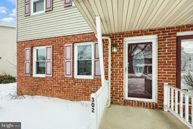 302 WESTMINSTER AVE, Hanover, PA 17331