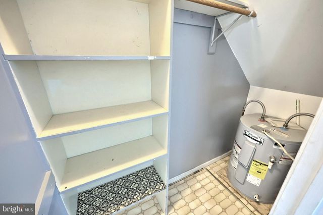 302 WESTMINSTER AVE, Hanover, PA 17331