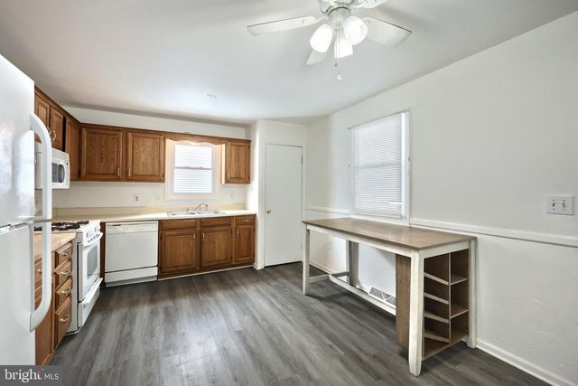 302 WESTMINSTER AVE, Hanover, PA 17331