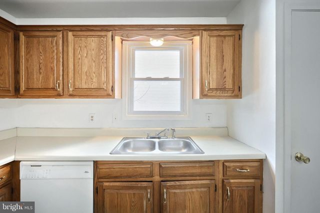 302 WESTMINSTER AVE, Hanover, PA 17331