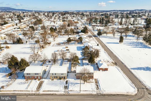 302 WESTMINSTER AVE, Hanover, PA 17331