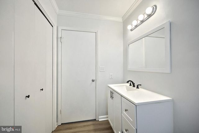 302 WESTMINSTER AVE, Hanover, PA 17331