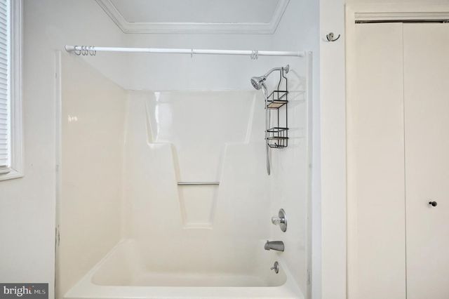 302 WESTMINSTER AVE, Hanover, PA 17331