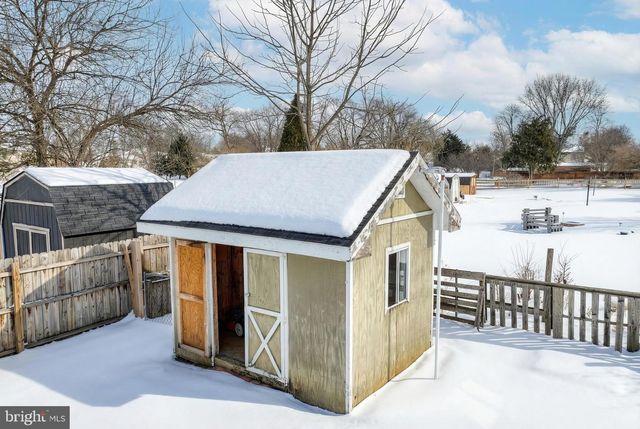 302 WESTMINSTER AVE, Hanover, PA 17331