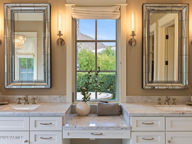 4732 N DROMEDARY Road, Phoenix, AZ 85018