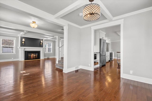 17730 Greenbrier DRIVE, Brookfield, WI 53045