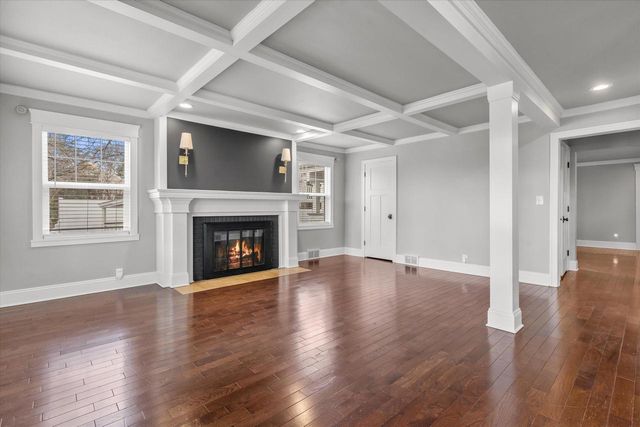 17730 Greenbrier DRIVE, Brookfield, WI 53045