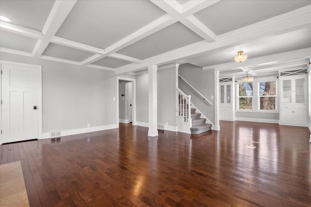 17730 Greenbrier DRIVE, Brookfield, WI 53045