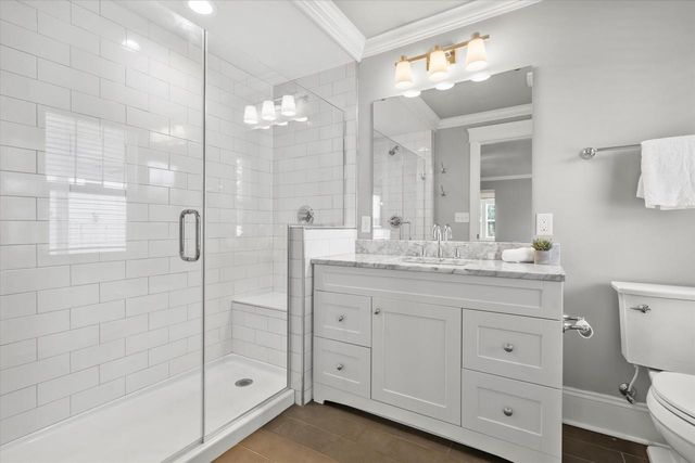 17730 Greenbrier DRIVE, Brookfield, WI 53045