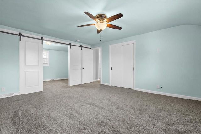 17730 Greenbrier DRIVE, Brookfield, WI 53045