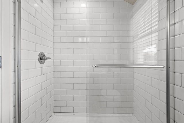 17730 Greenbrier DRIVE, Brookfield, WI 53045