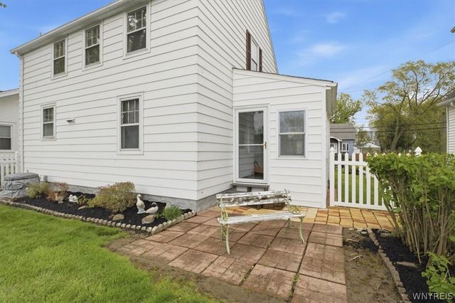 908 91st Street, Niagara Falls, NY 14304