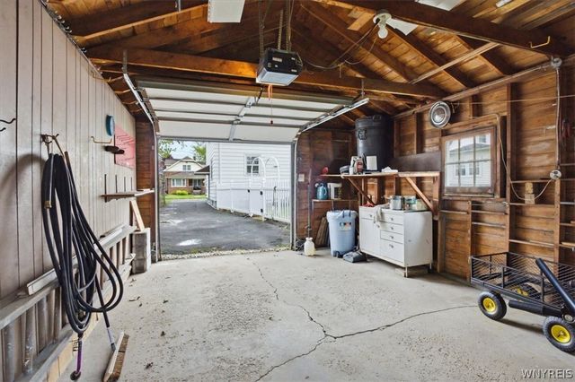 908 91st Street, Niagara Falls, NY 14304