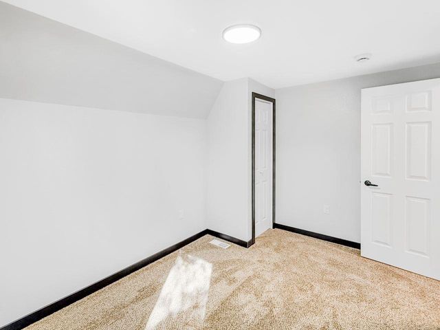 416 22ND ST NW, Minot, ND 58703