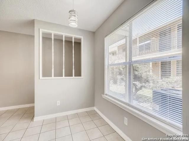 923 Vance Jackson Rd Apt 1005, San Antonio, TX 78201