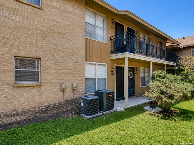 923 Vance Jackson Rd Apt 1005, San Antonio, TX 78201