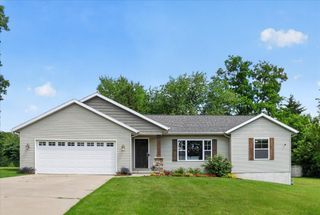 2747 4 Mile Road Nw, Alpine Twp, MI 49544